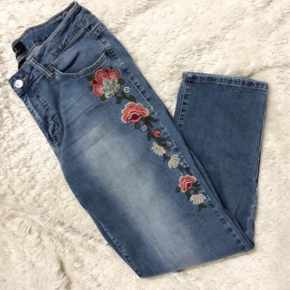 Earl Jeans Denim - Earl Embroidered Straight Leg High Rise Jeans